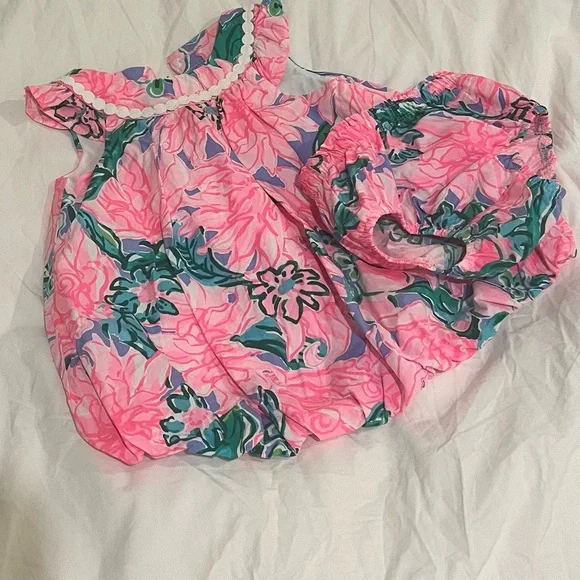 EUC Lilly Pulitzer 6-12 month dress with diaper cover - Picture 3 of 3